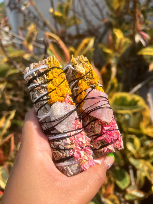 FLORAL ROSE QUARTZ WHITE SAGE SMUDGE STICK image 1
