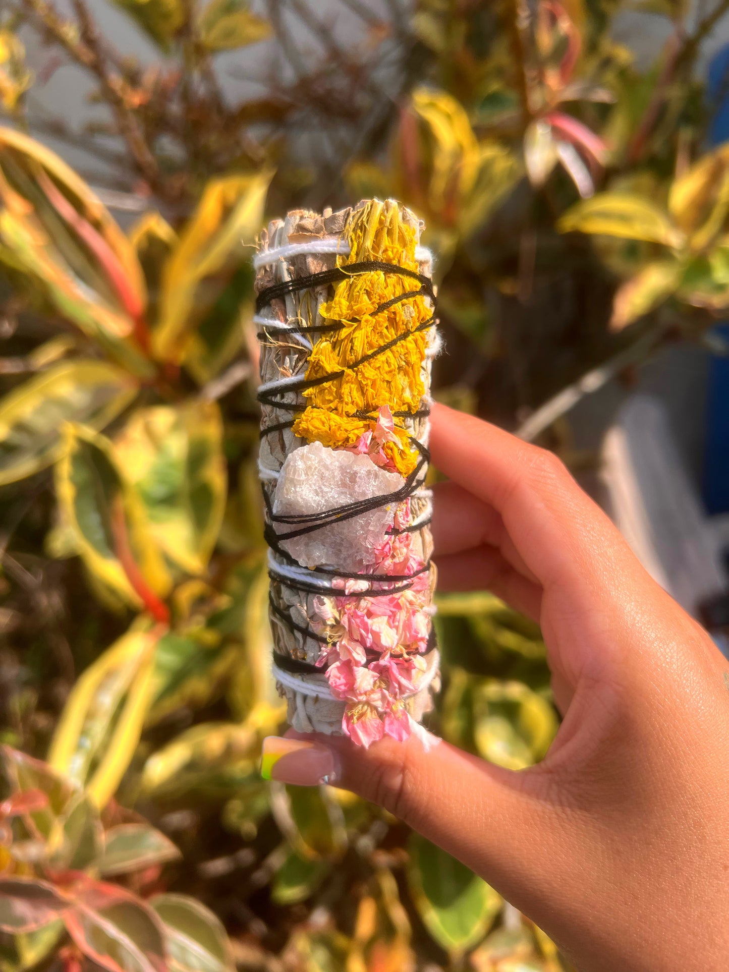 FLORAL ROSE QUARTZ WHITE SAGE SMUDGE STICK image 0